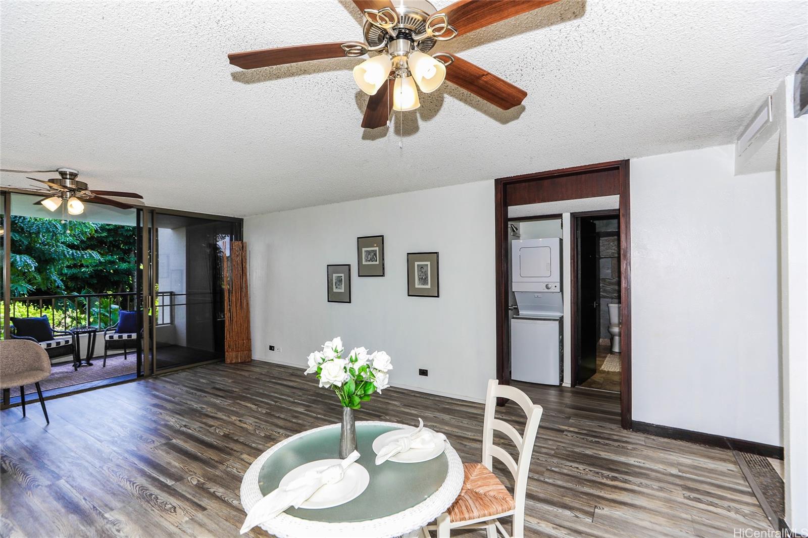 Esplanade condo # 22H, Honolulu, Hawaii - photo 9 of 25