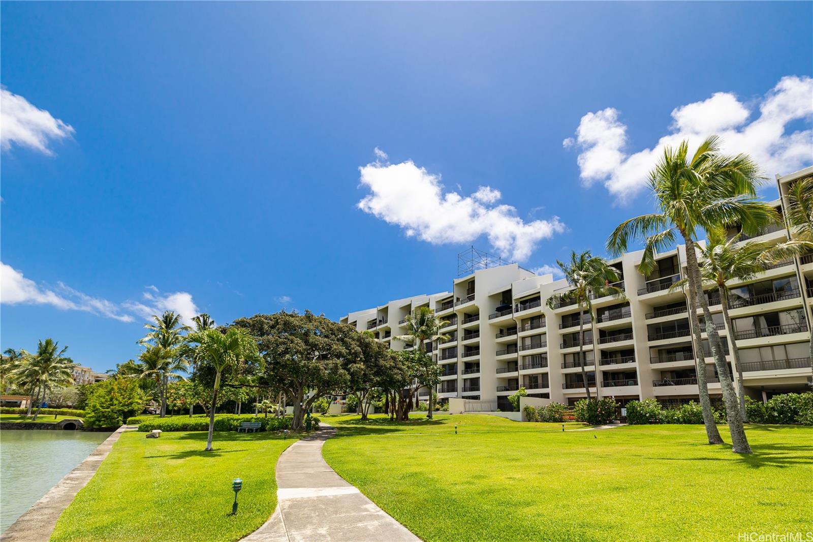 Esplanade condo # 25C, Honolulu, Hawaii - photo 16 of 25