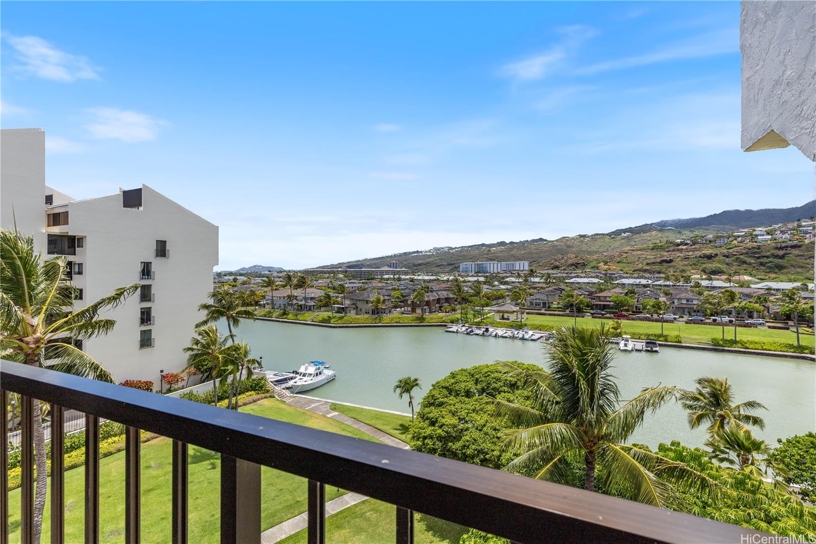 Esplanade condo # 26D, Honolulu, Hawaii - photo 3 of 24