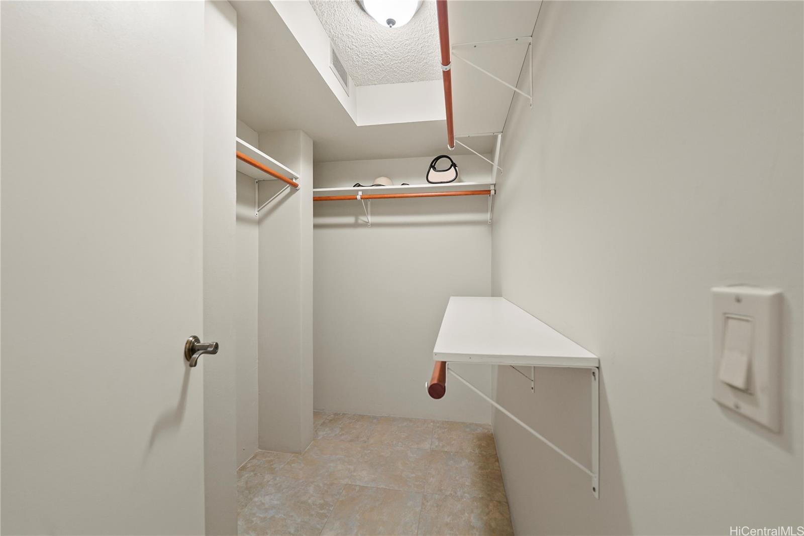 Esplanade condo # 26D, Honolulu, Hawaii - photo 16 of 22