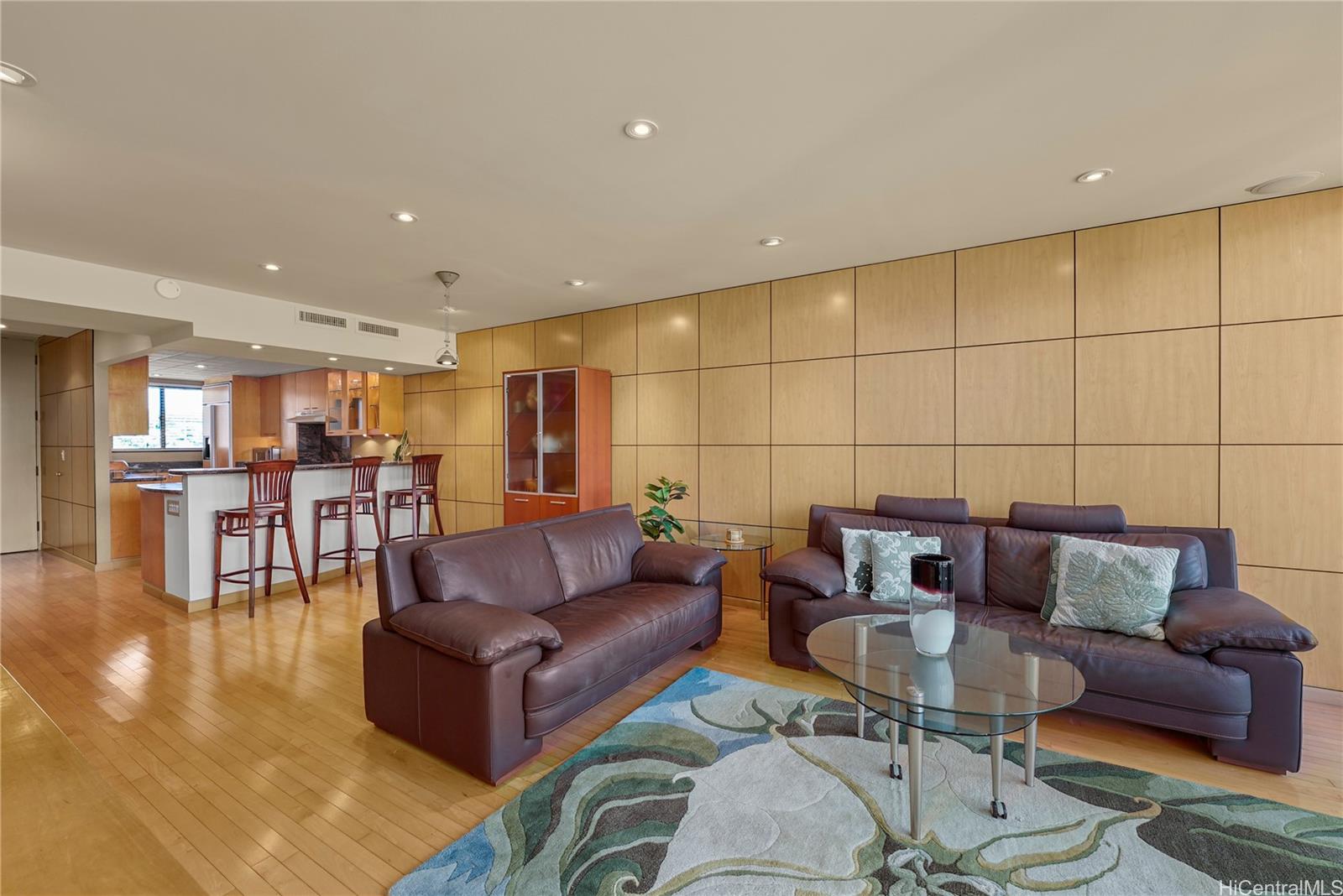 Esplanade condo # 28K, Honolulu, Hawaii - photo 11 of 24