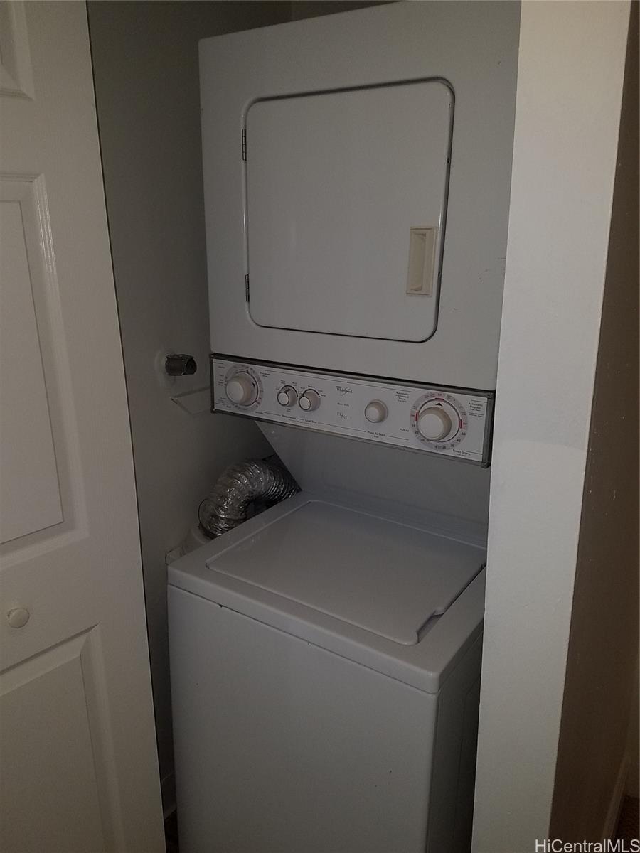 500 University Ave Honolulu - Rental - photo 17 of 24