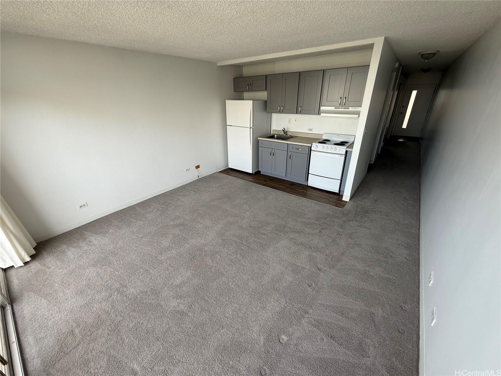 Ala Wai Plaza condo # 1611, Honolulu, Hawaii - photo 4 of 10