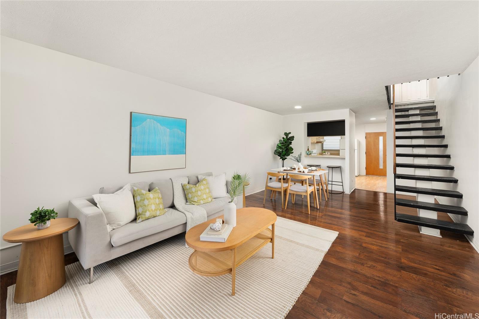 Ala Wai Plaza condo # 1801, Honolulu, Hawaii - photo 3 of 19