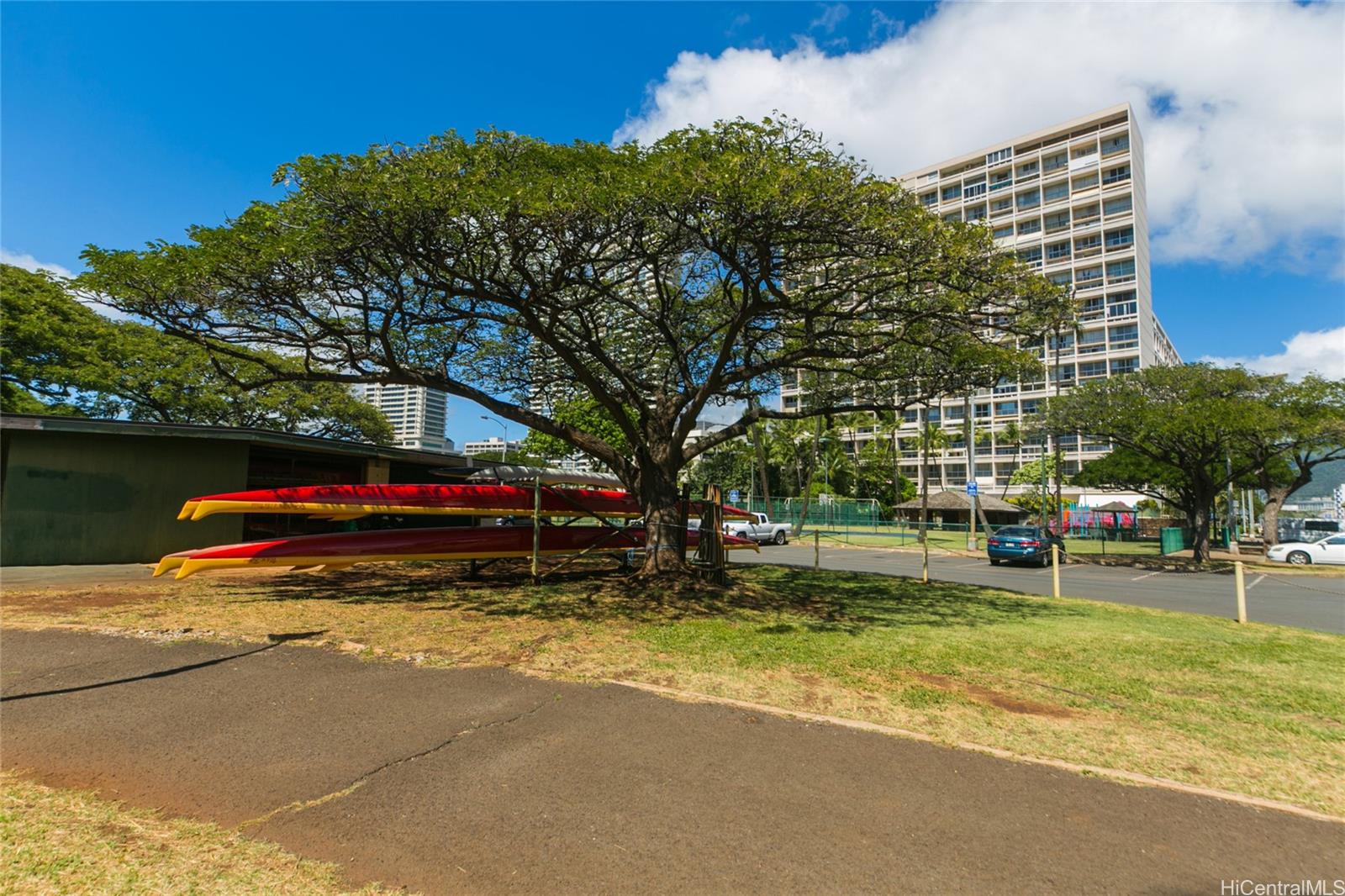 Ala Wai Plaza condo # 311, Honolulu, Hawaii - photo 21 of 25