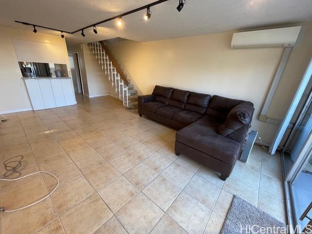 Ala Wai Plaza condo # 528, Honolulu, Hawaii - photo 4 of 12