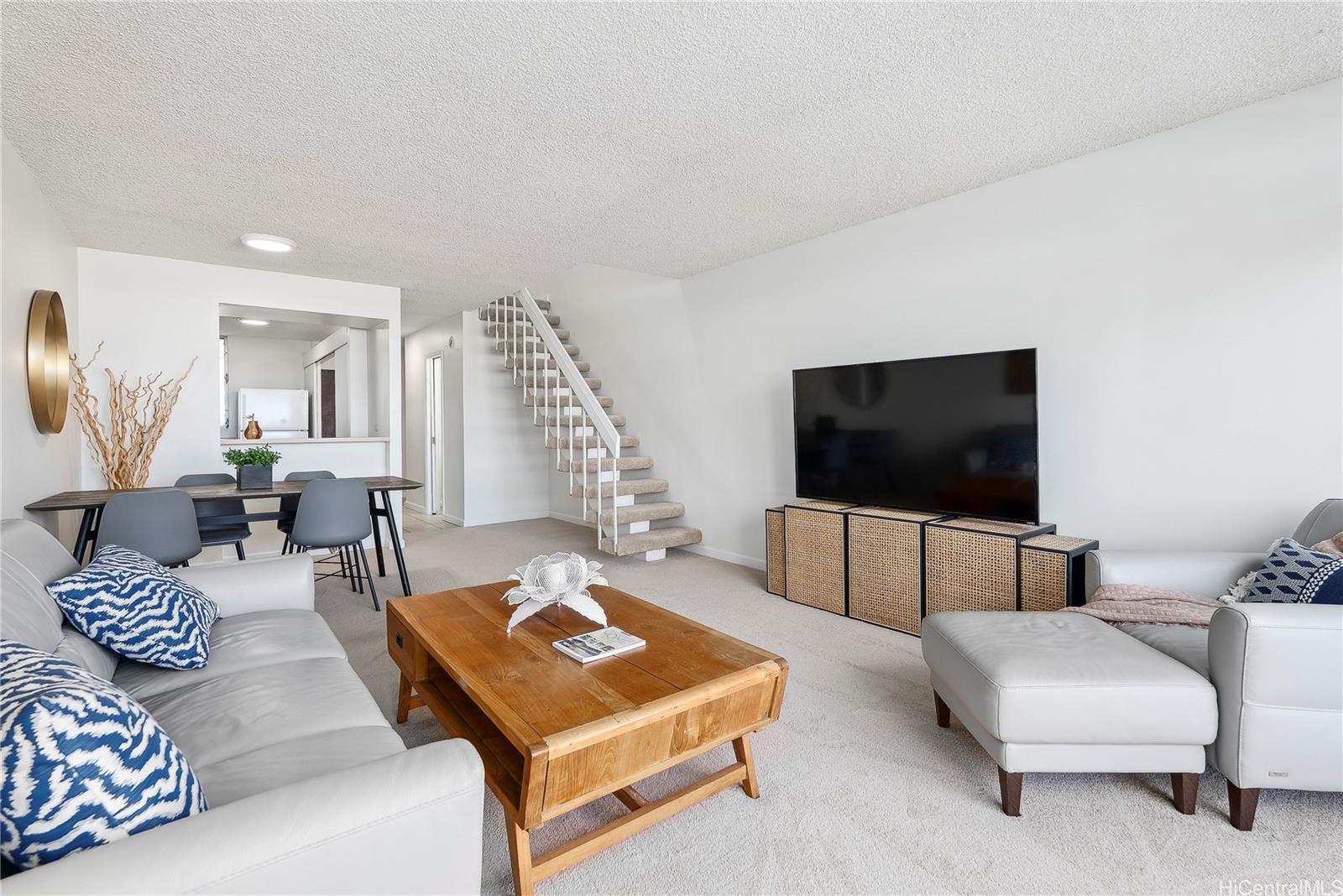 Ala Wai Plaza condo # 532, Honolulu, Hawaii - photo 2 of 18