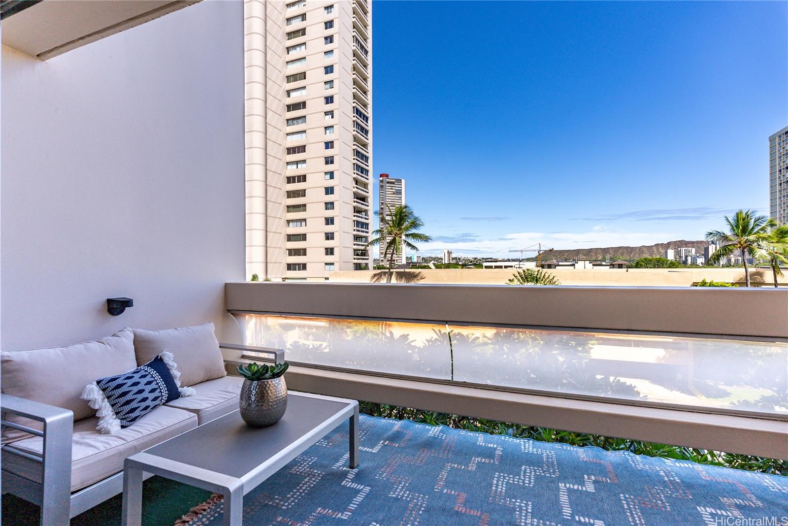 Ala Wai Plaza condo # 532, Honolulu, Hawaii - photo 3 of 18