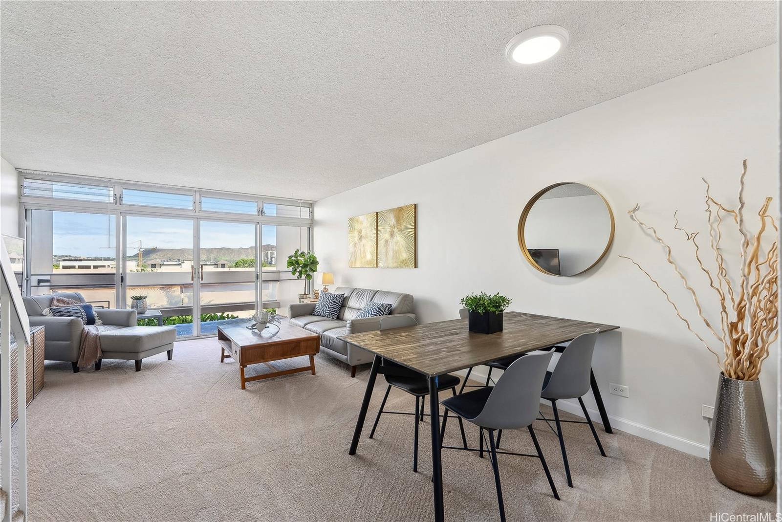 Ala Wai Plaza condo # 532, Honolulu, Hawaii - photo 4 of 18