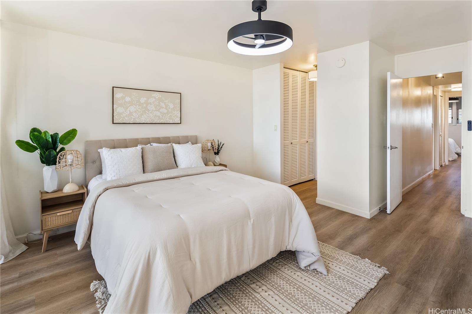 Ala Wai Plaza condo # 736, Honolulu, Hawaii - photo 15 of 25