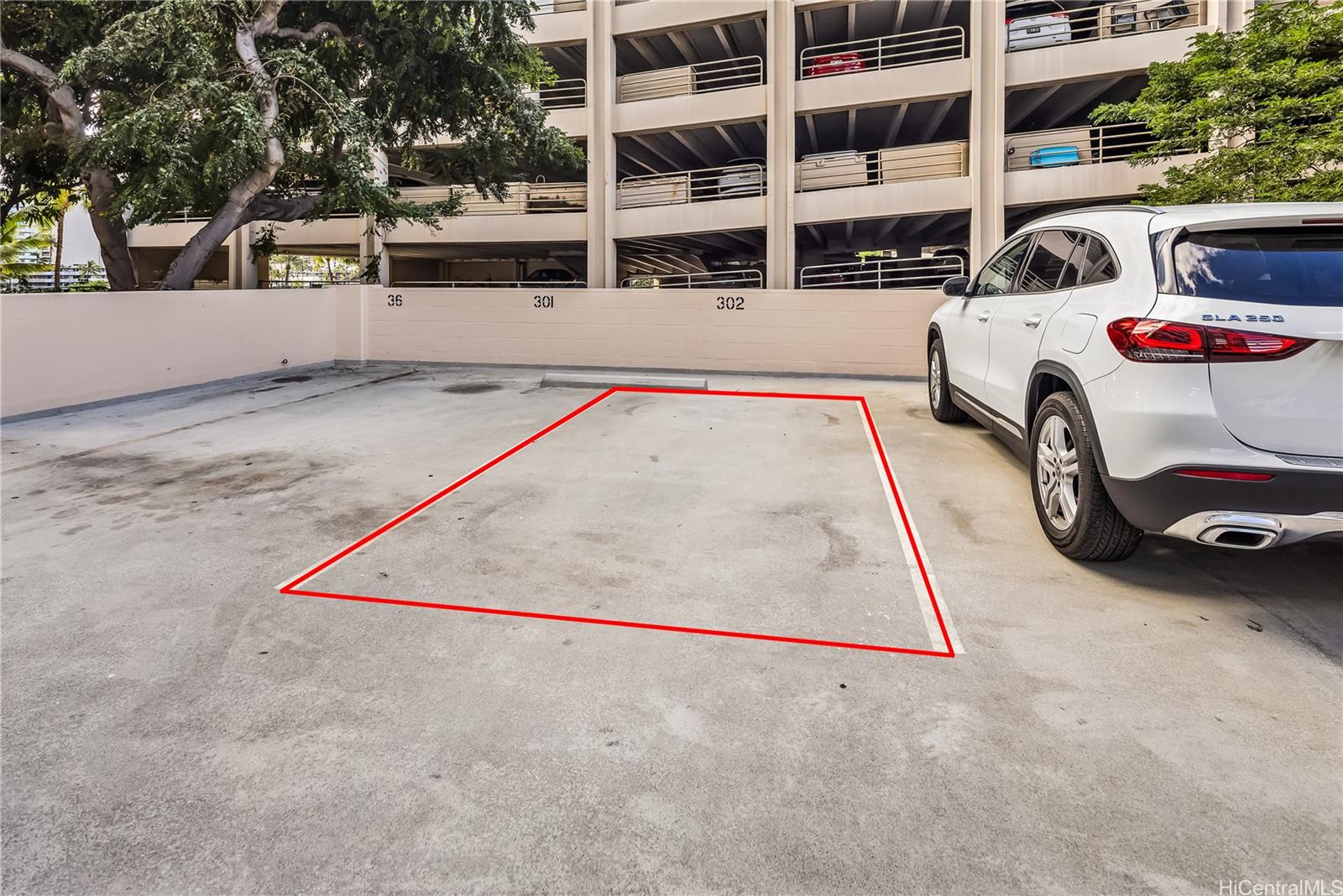 Ala Wai Plaza condo # 736, Honolulu, Hawaii - photo 24 of 25