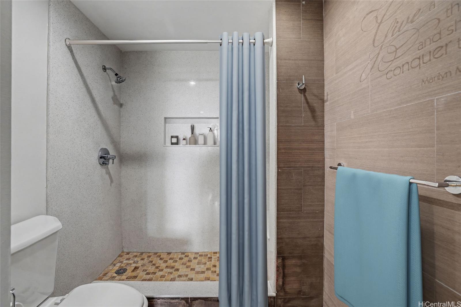 Ala Wai Plaza condo # 904, Honolulu, Hawaii - photo 12 of 25