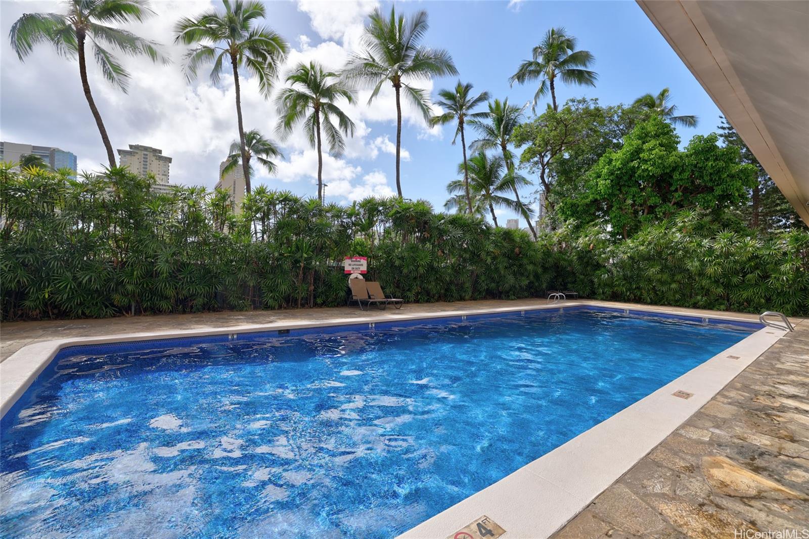 Ala Wai Plaza condo # 904, Honolulu, Hawaii - photo 19 of 25