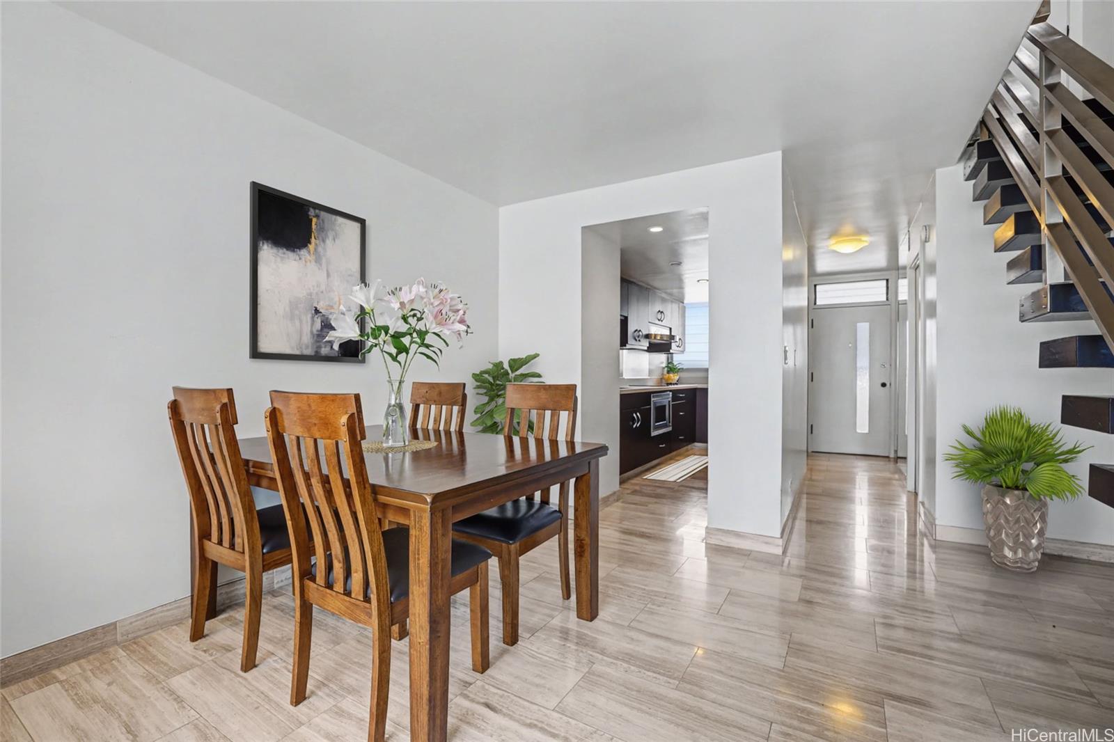 Ala Wai Plaza condo # 904, Honolulu, Hawaii - photo 7 of 25