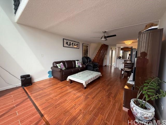 Ala Wai Plaza condo # 917, Honolulu, Hawaii - photo 2 of 17