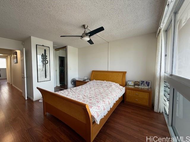 Ala Wai Plaza condo # 917, Honolulu, Hawaii - photo 7 of 17