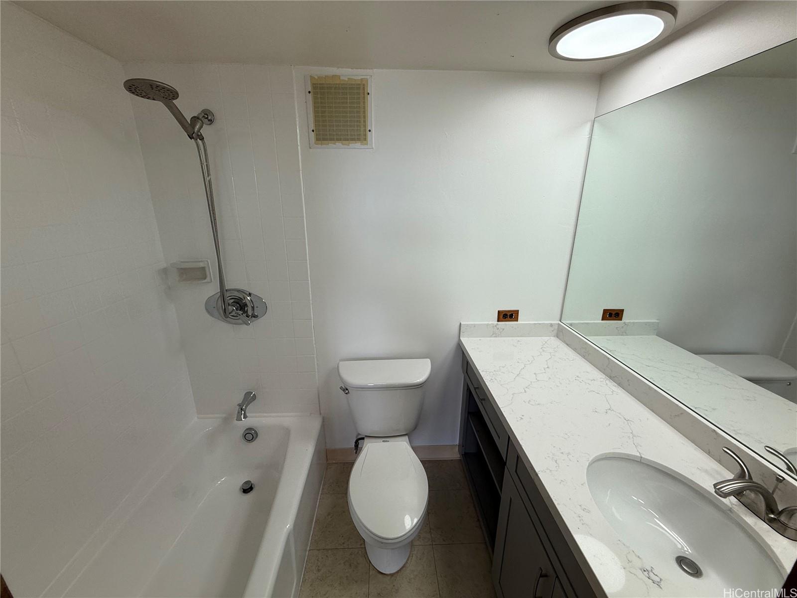 500 University Ave Honolulu - Rental - photo 6 of 13