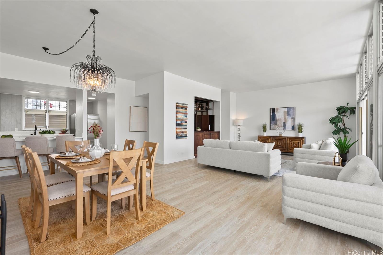 Ala Wai Plaza condo # PH6, Honolulu, Hawaii - photo 3 of 25