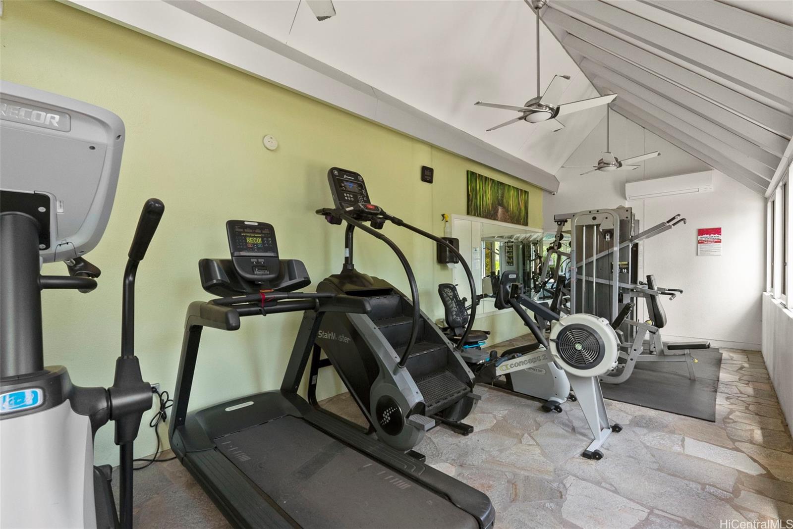 Ala Wai Plaza condo # PH6, Honolulu, Hawaii - photo 24 of 25