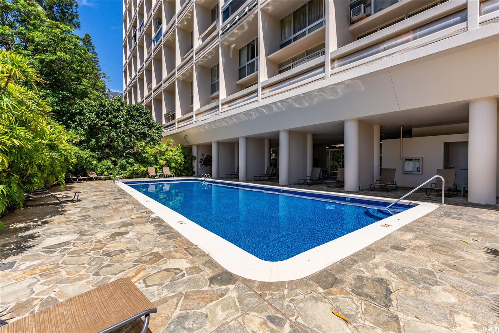 Ala Wai Plaza condo # PH6, Honolulu, Hawaii - photo 25 of 25