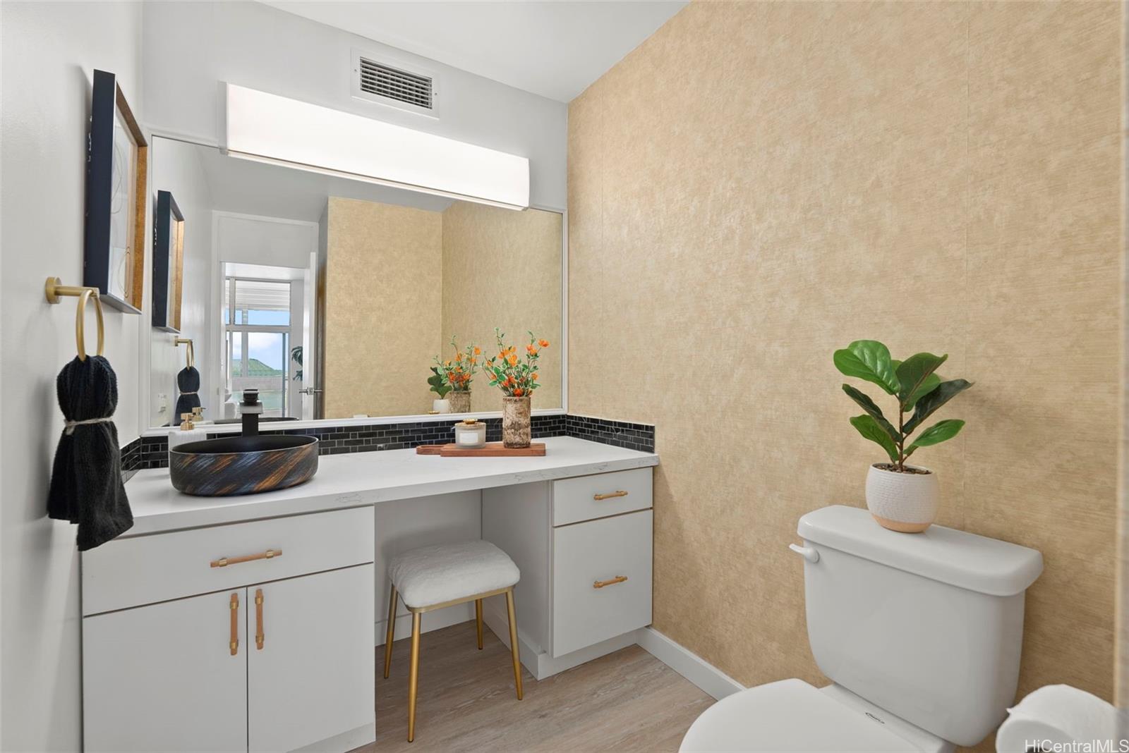 Ala Wai Plaza condo # PH6, Honolulu, Hawaii - photo 10 of 25