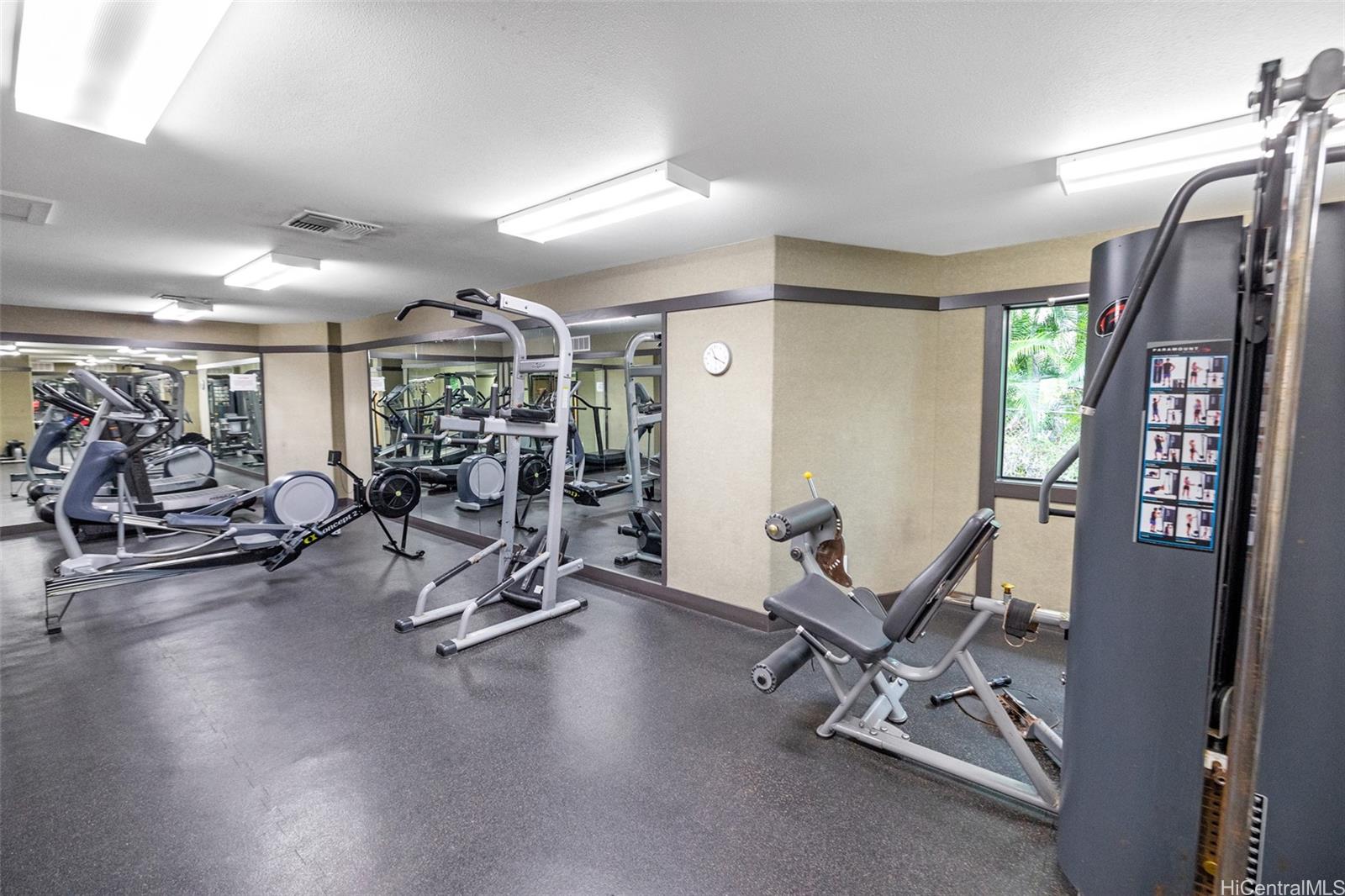 Mauna Luan condo # 110E, Honolulu, Hawaii - photo 20 of 23