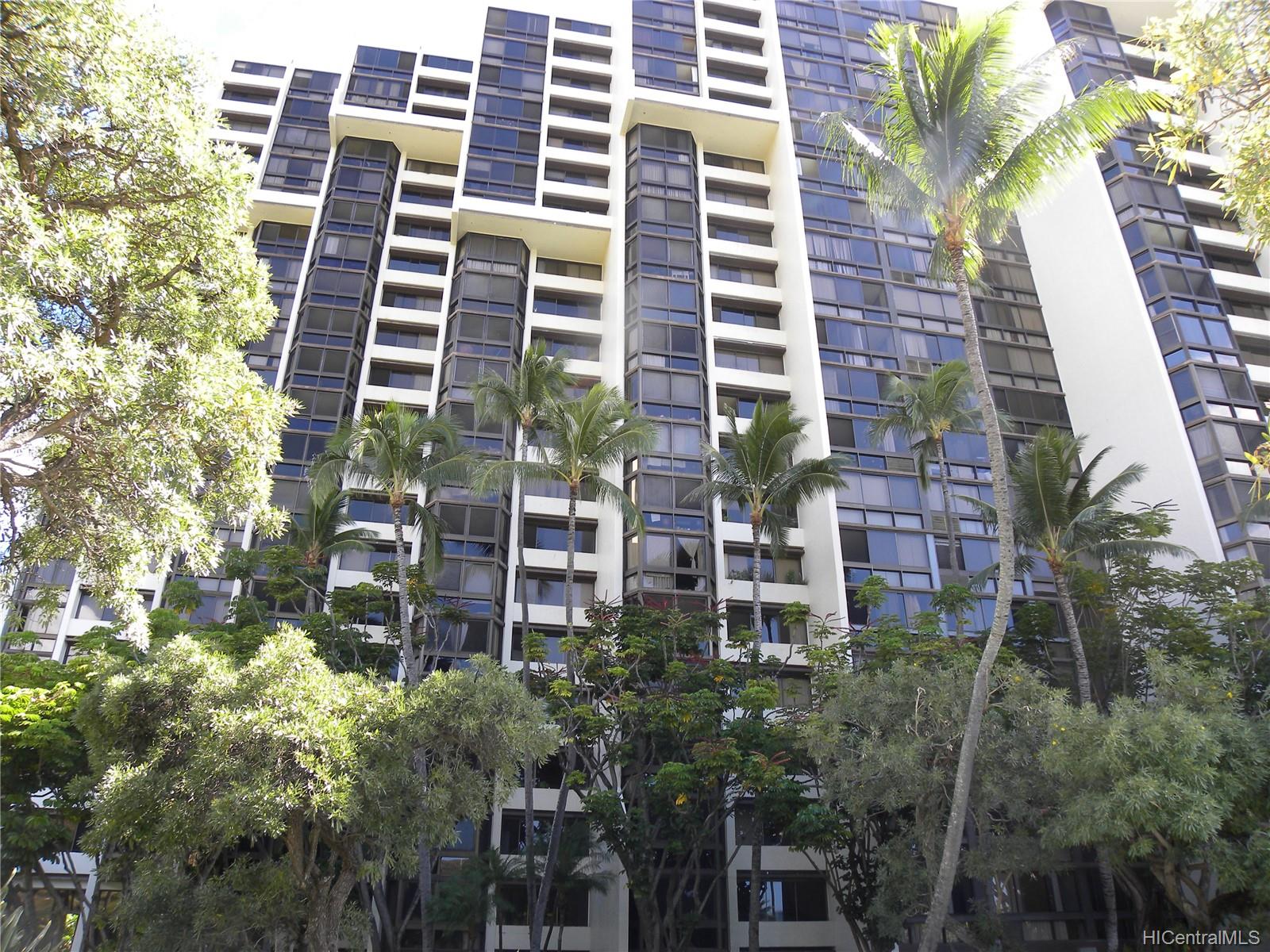 501 Hahaione Street 1/17G Honolulu Hawaii Rental Mauna Luan