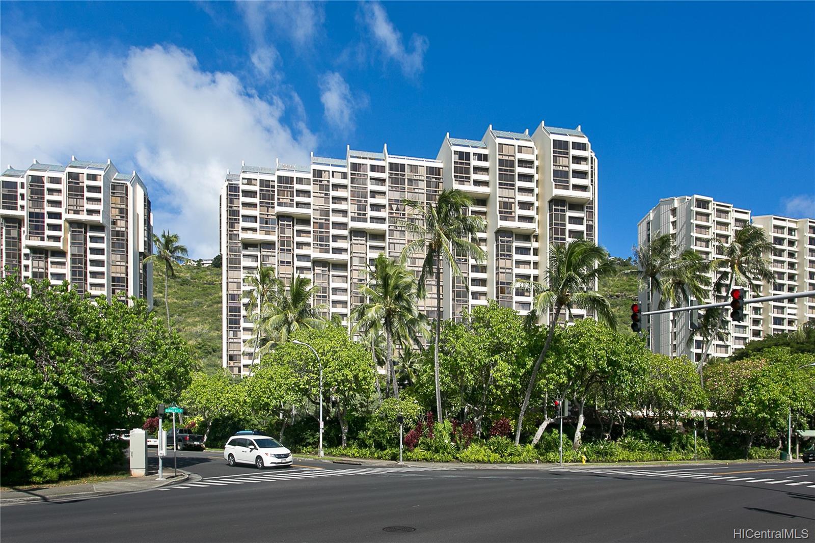 Mauna Luan #1/17H, 501 Hahaione Street, Honolulu | Hahaione-lower condo ...