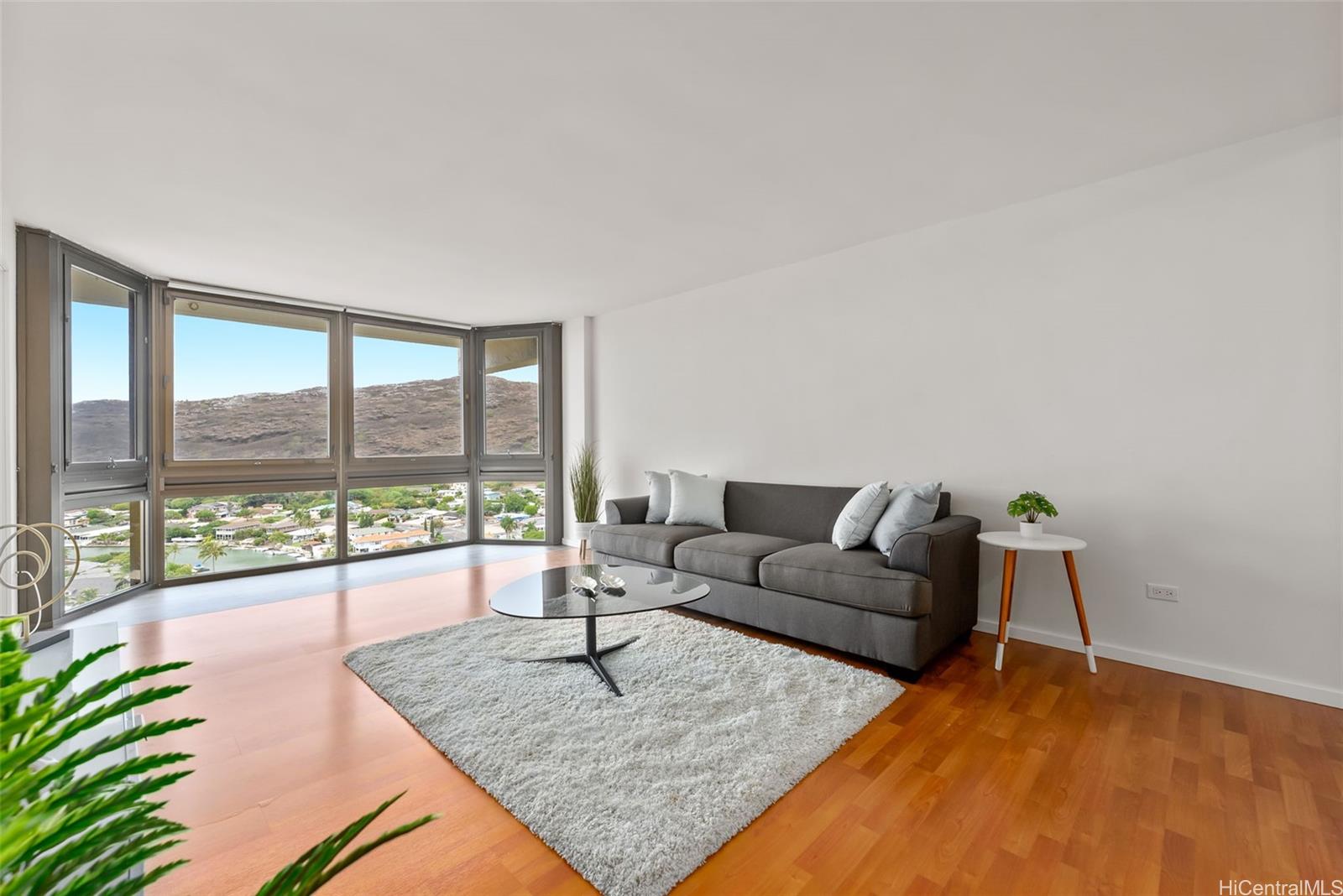 Mauna Luan condo # 1/17H, Honolulu, Hawaii - photo 2 of 24