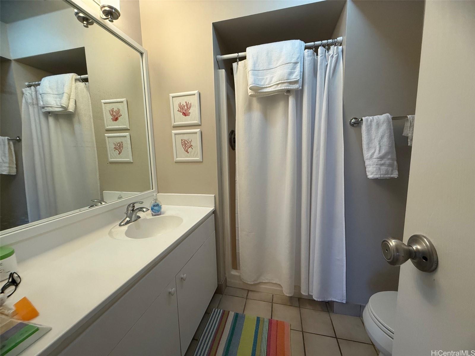 501 Hahaione St Honolulu - Rental - photo 11 of 17