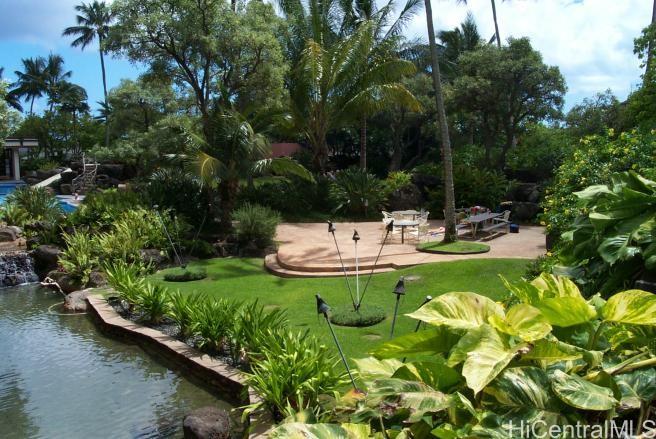 501 Hahaione St Honolulu - Rental - photo 15 of 17