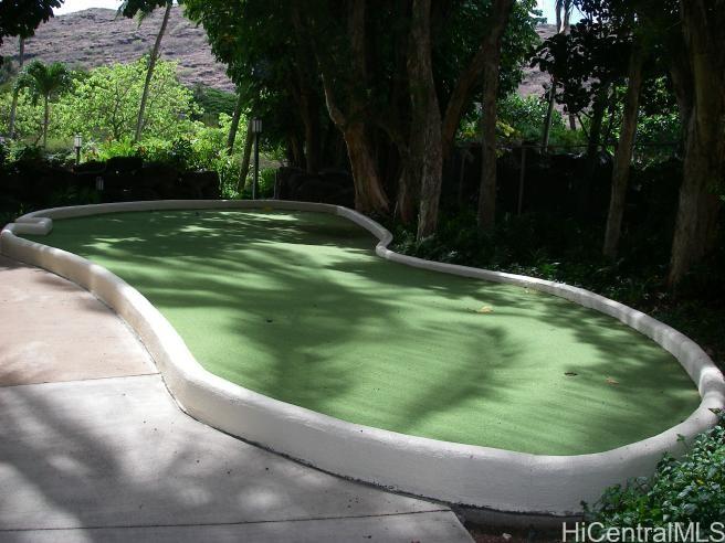 501 Hahaione St Honolulu - Rental - photo 16 of 17