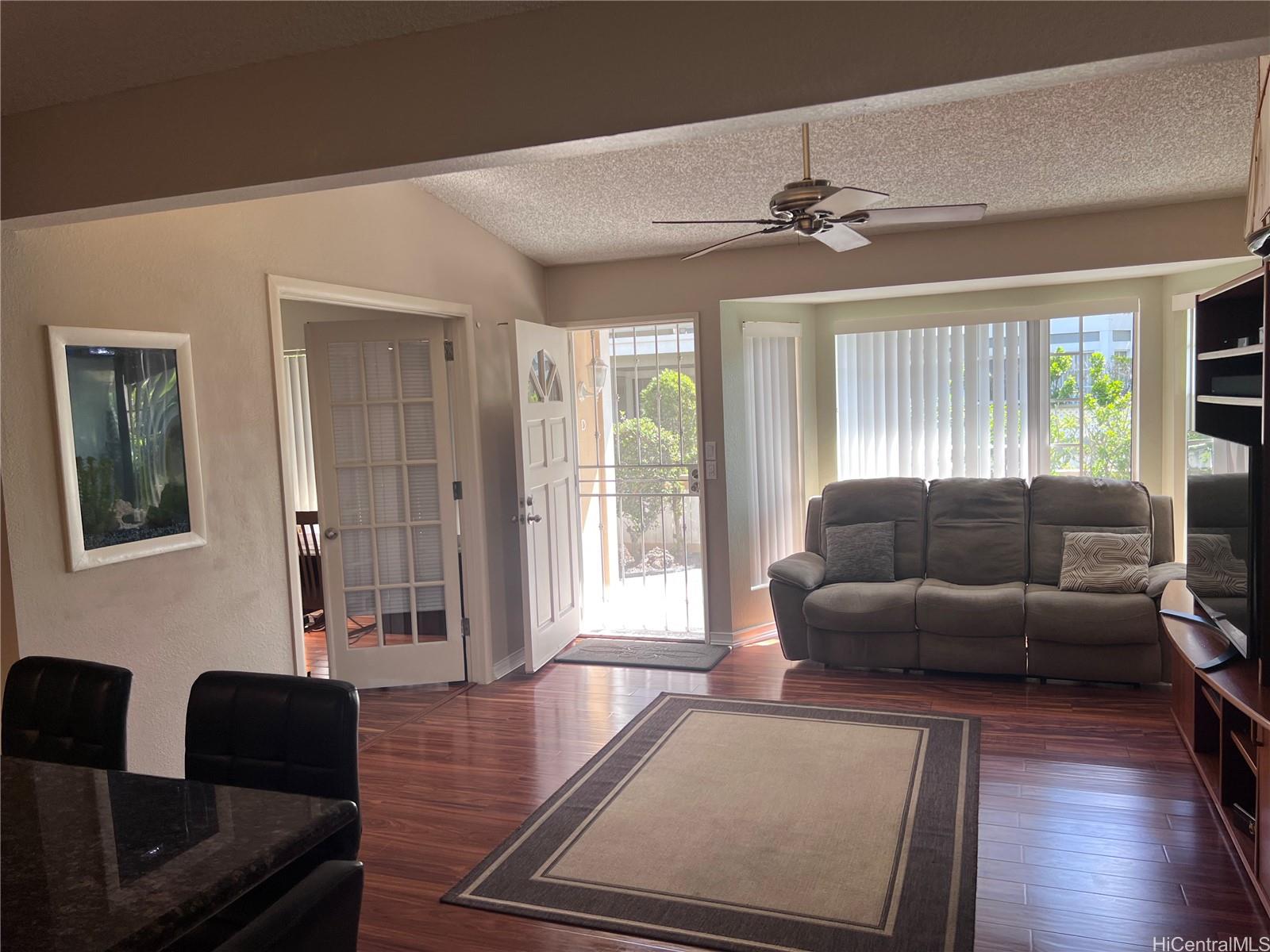 Crosspointe condo # 14D, Honolulu, Hawaii - photo 5 of 25