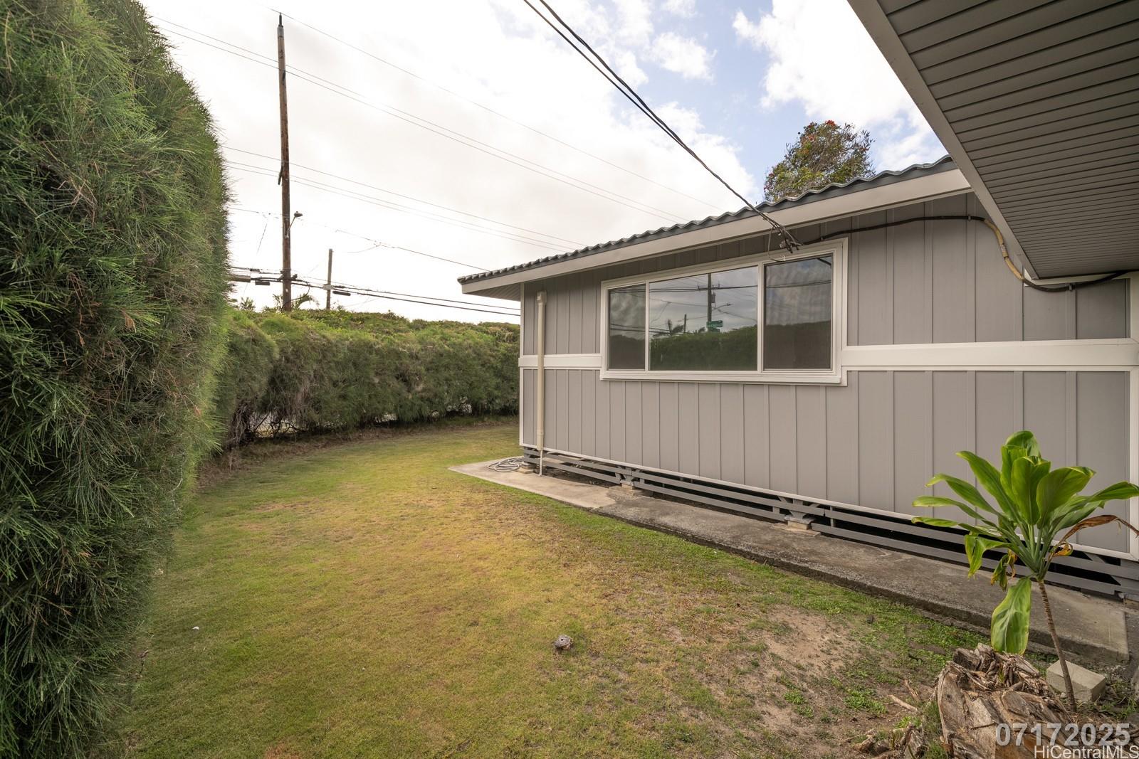 505 Kuaaina Way Kailua - Rental - photo 4 of 25
