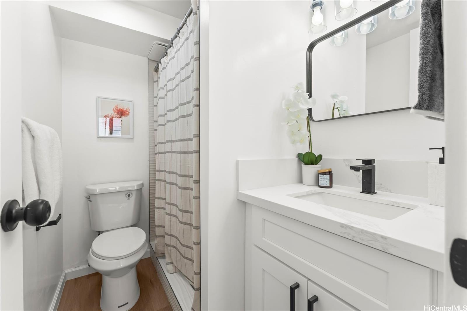 Three Regents condo # D226, Honolulu, Hawaii - photo 12 of 17