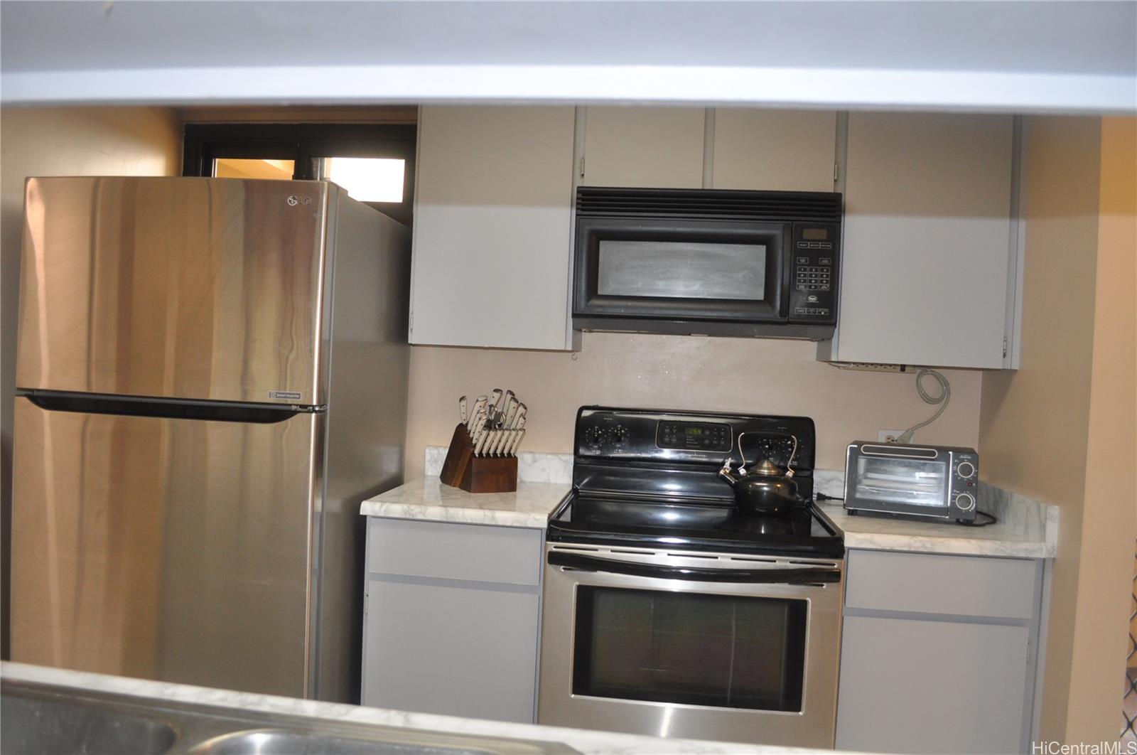 5070 Likini Street Honolulu - Rental - photo 17 of 25