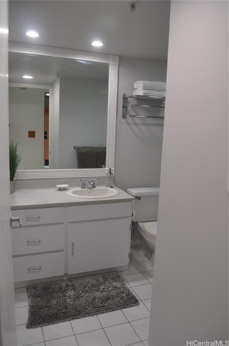 5070 Likini Street Honolulu - Rental - photo 5 of 25