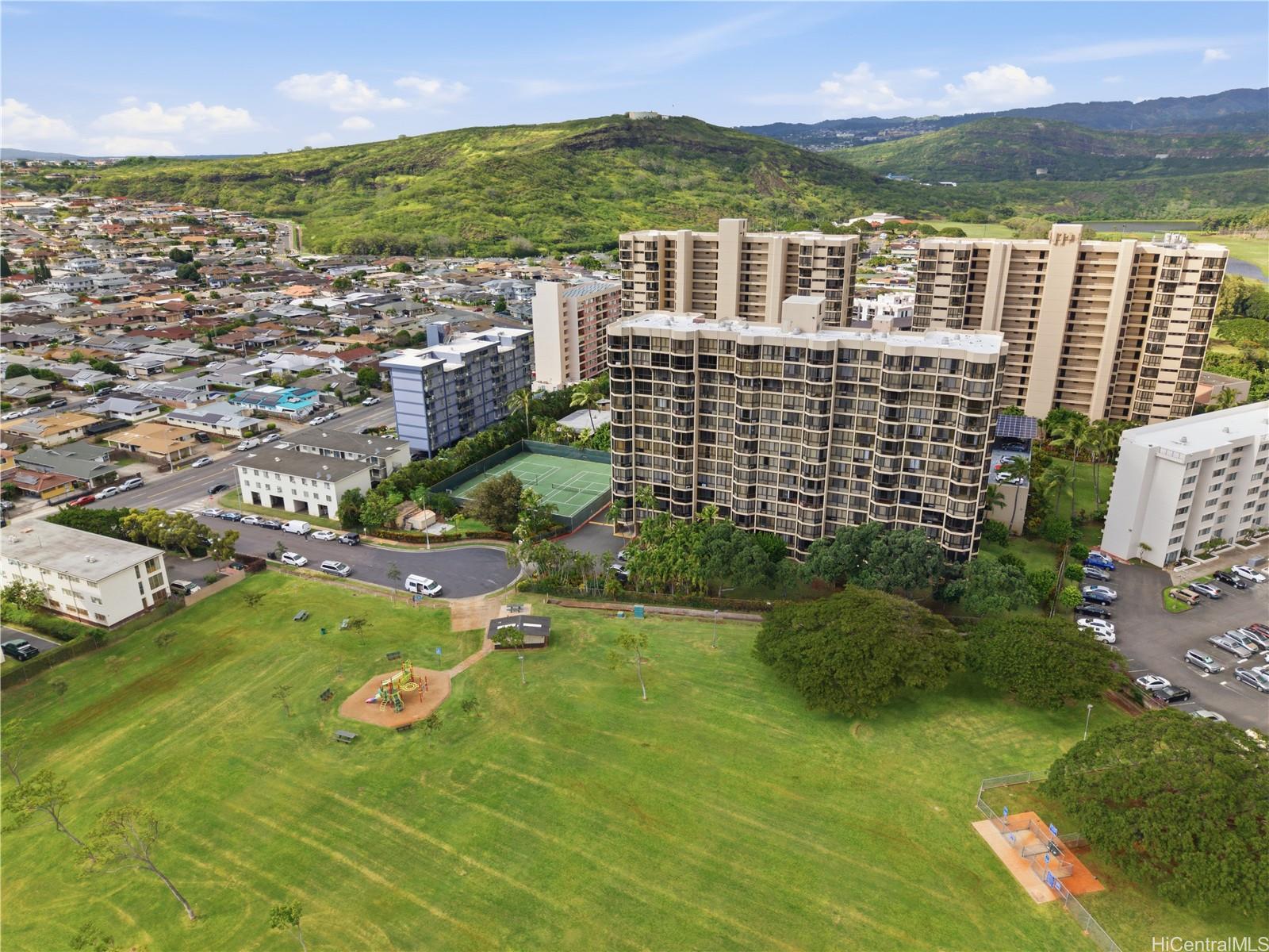 Country Club Plaza condo # 1213, Honolulu, Hawaii - photo 20 of 25