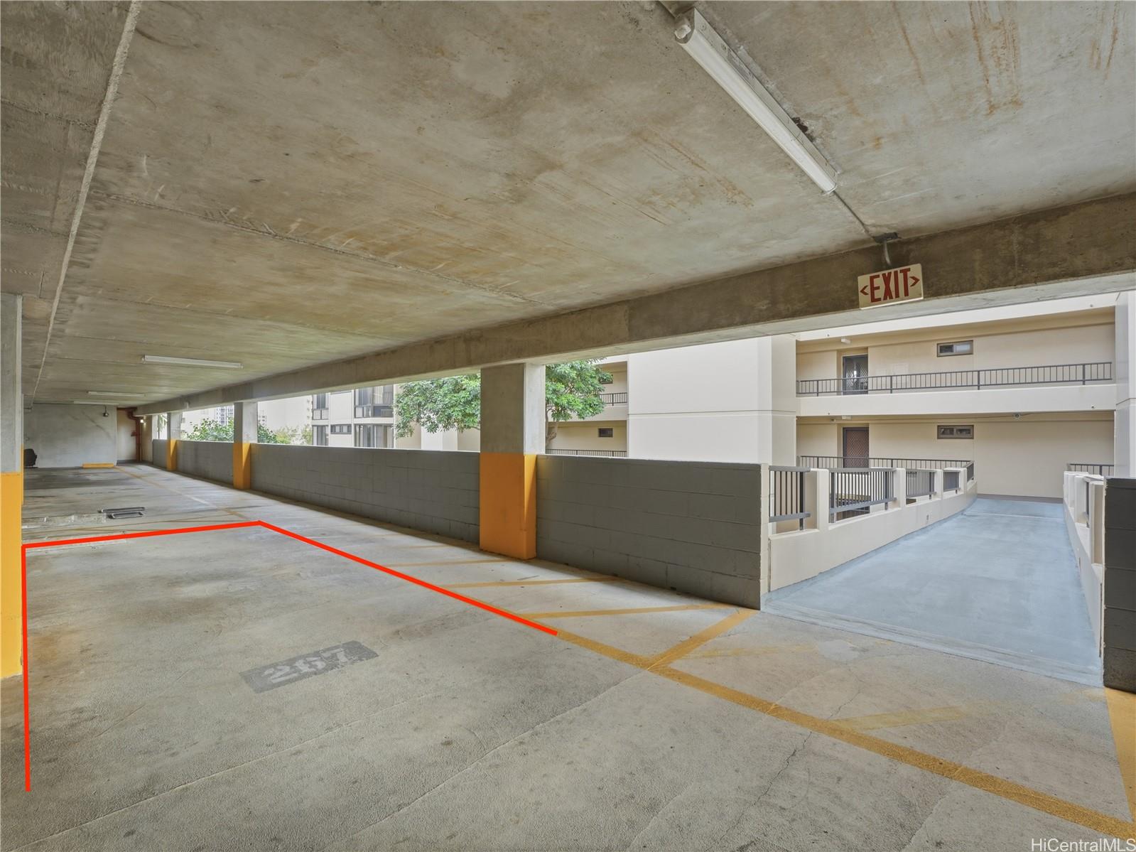 Country Club Plaza condo # 1213, Honolulu, Hawaii - photo 24 of 25