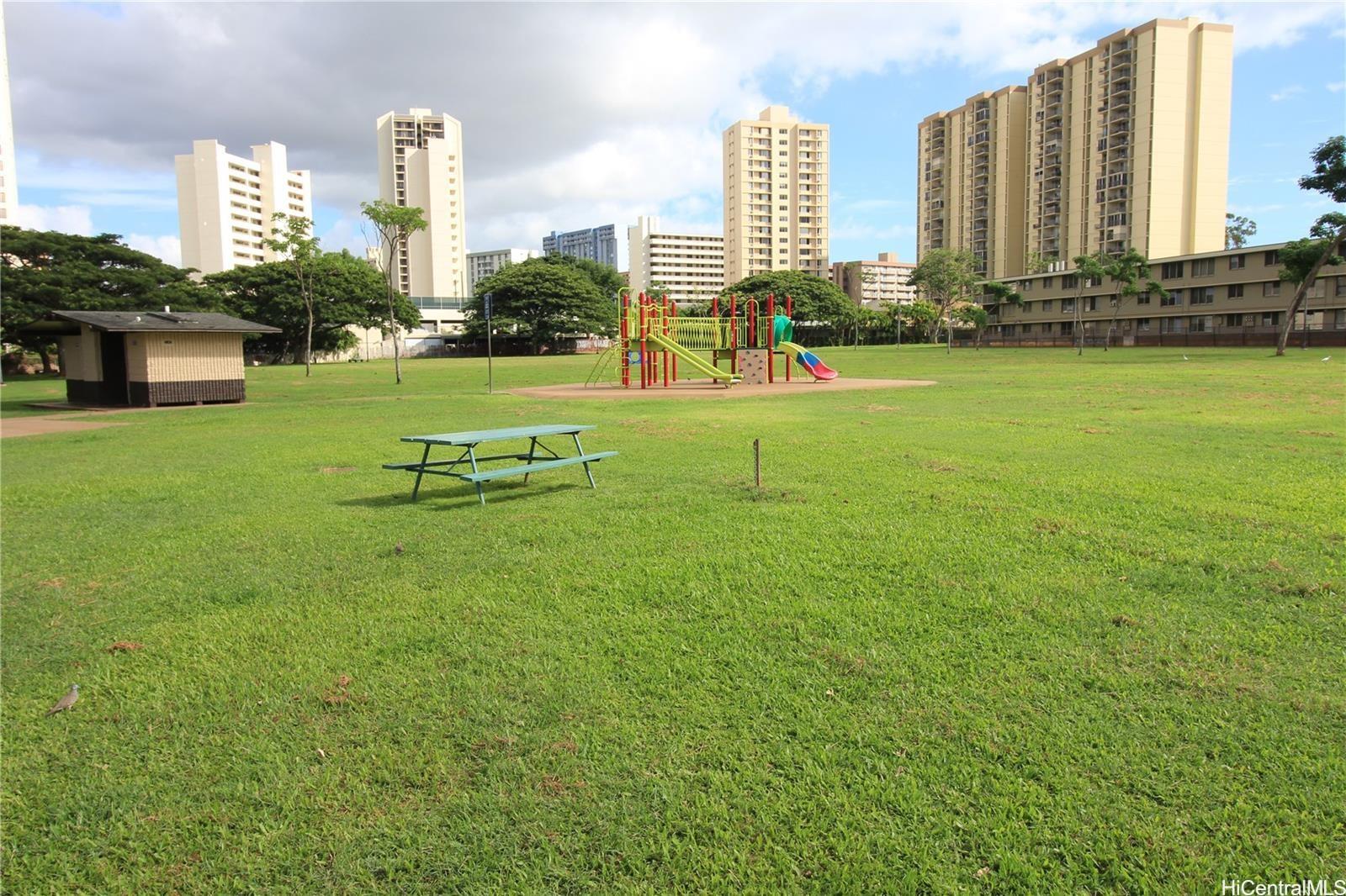 5080 Likini St Honolulu - Rental - photo 11 of 12