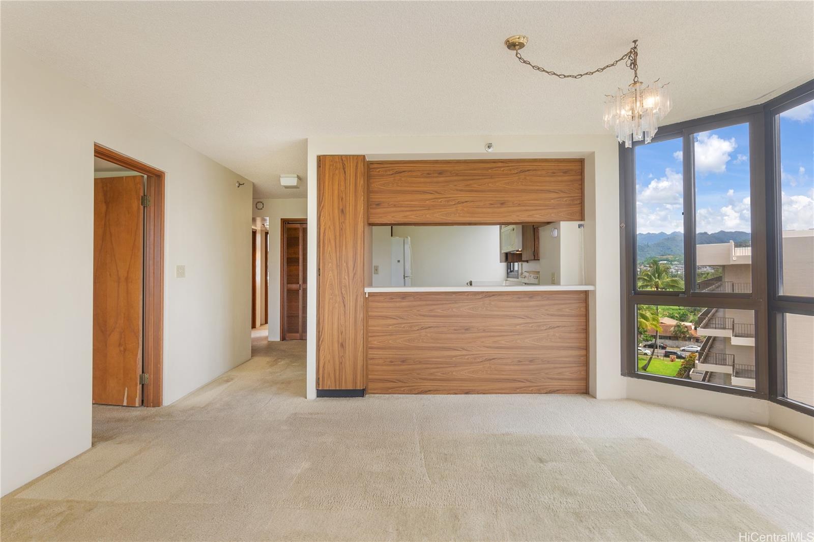 Country Club Plaza condo # 718, Honolulu, Hawaii - photo 8 of 25