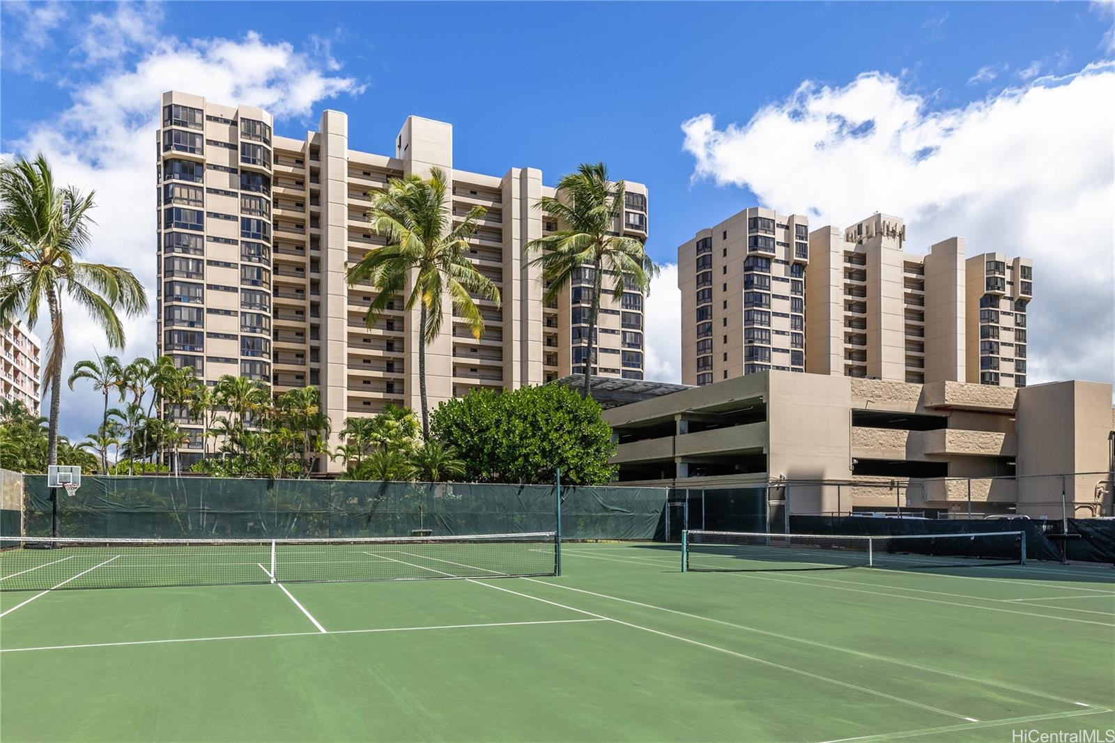 Country Club Plaza condo # 817, Honolulu, Hawaii - photo 15 of 25