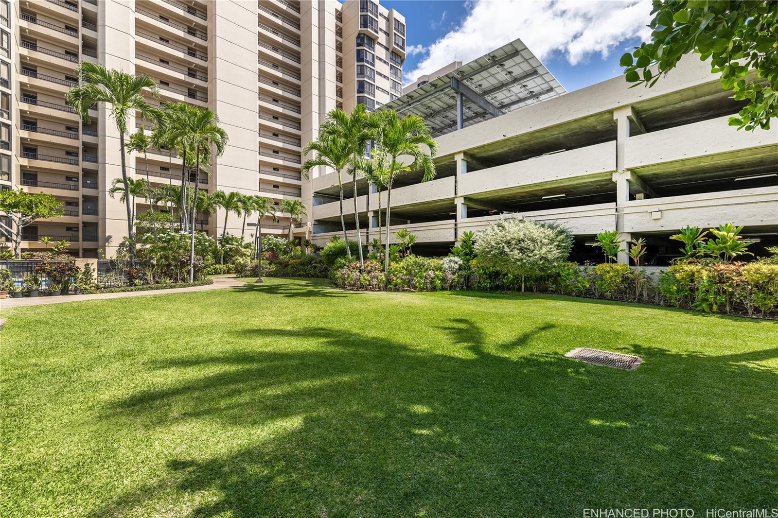 Country Club Plaza condo # 817, Honolulu, Hawaii - photo 18 of 25