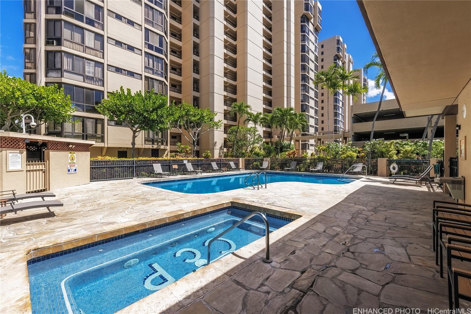 Country Club Plaza condo # 817, Honolulu, Hawaii - photo 19 of 25