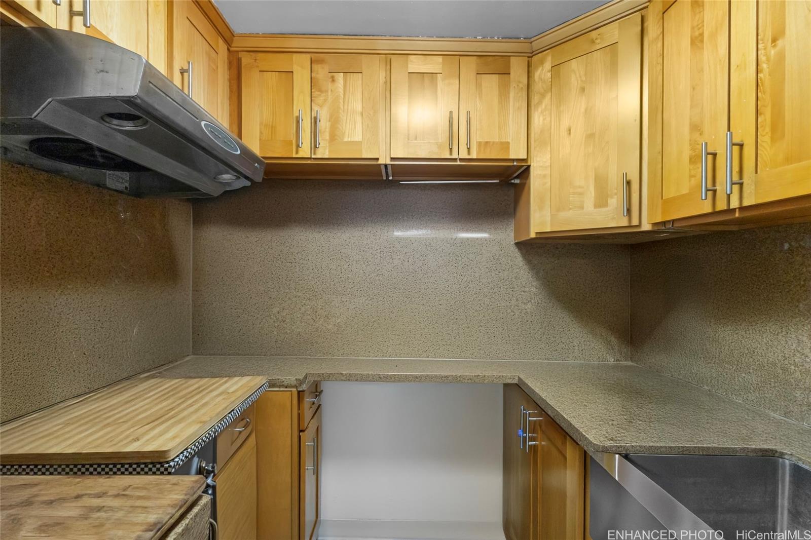 Three Regents condo # B105, Honolulu, Hawaii - photo 5 of 20