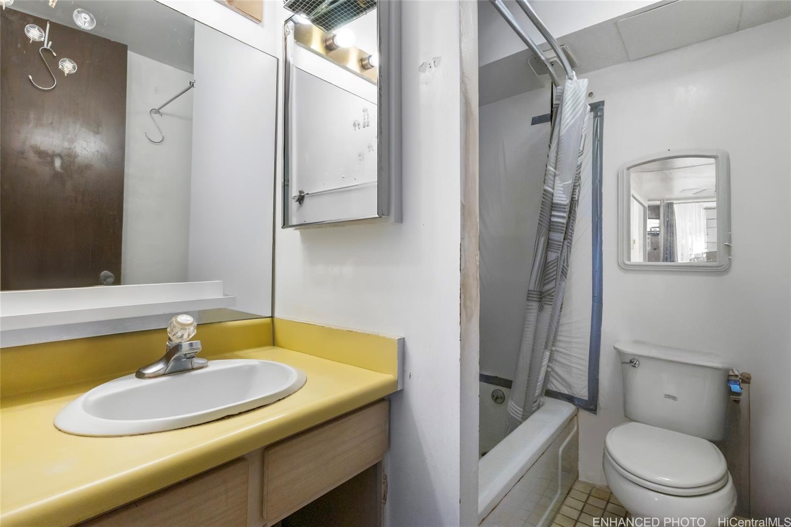 Three Regents condo # B105, Honolulu, Hawaii - photo 8 of 20