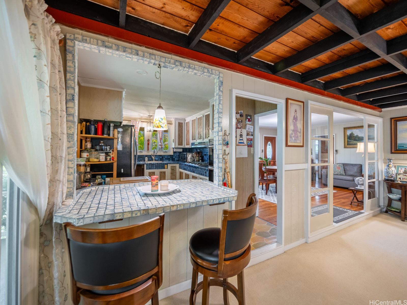 509  Lawelawe Street Aina Haina Area, Diamond Head home - photo 4 of 24