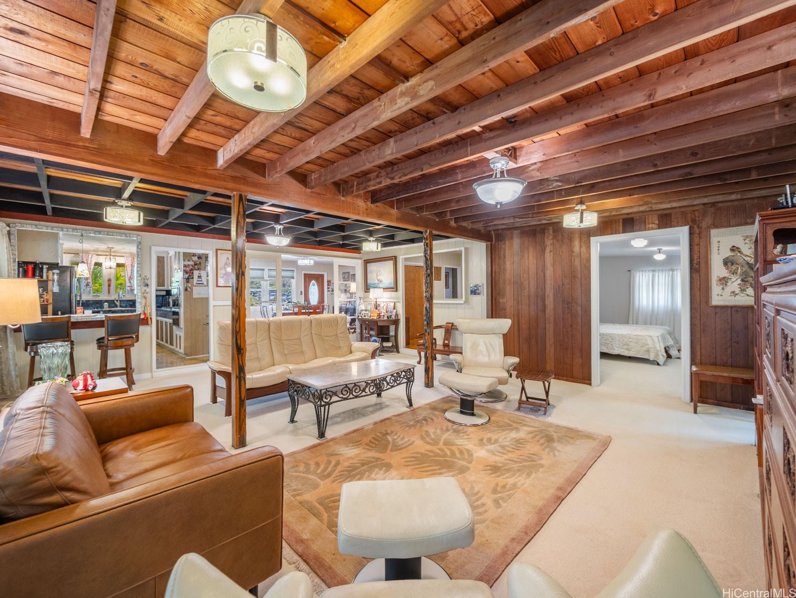 509  Lawelawe Street Aina Haina Area, Diamond Head home - photo 9 of 24