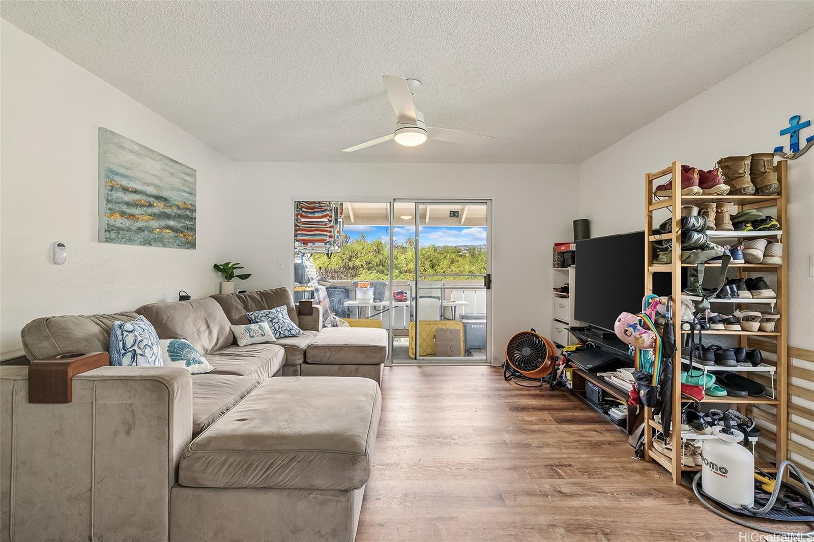 Crosspointe D condo # 33T, Honolulu, Hawaii - photo 4 of 22