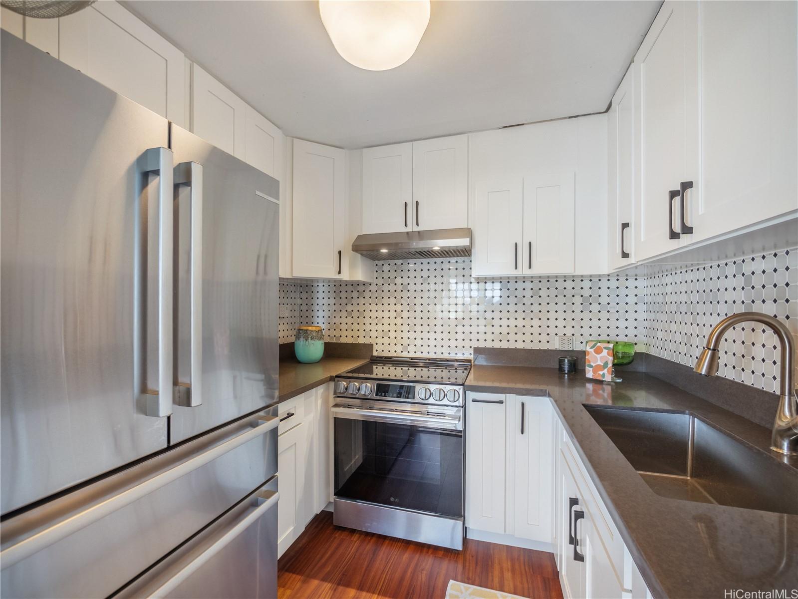 Ala Wai Cove condo # 1003, Honolulu, Hawaii - photo 2 of 20